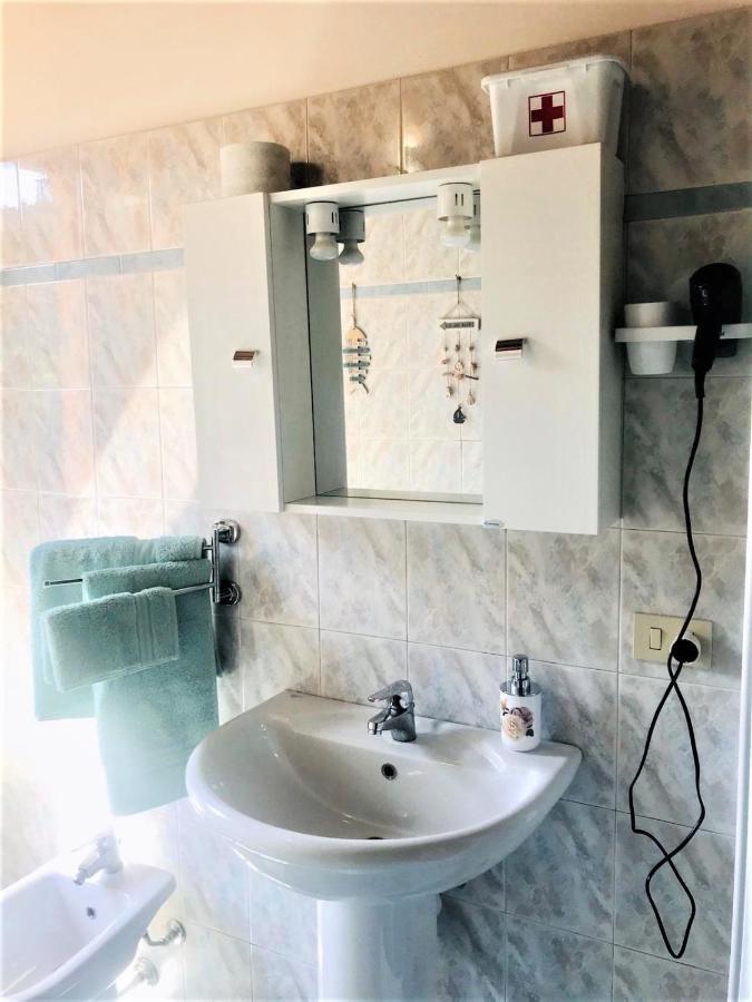 Oasi Di Paradiso - Comfy Private Apartment On Ground Floor With Terrace Desenzano del Garda Exteriér fotografie